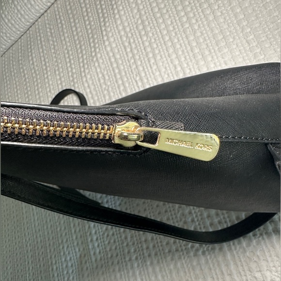 Michael Kors black leather backpack. - Picture 4 of 6